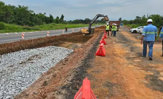 EcoRioMinas realiza desvio de tráfego na BR 493RJ para realização de obras