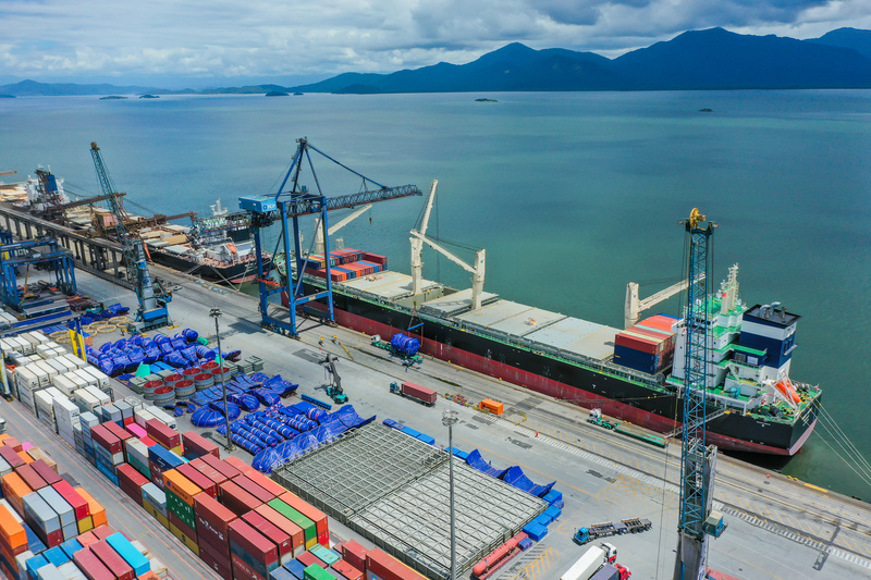Operação de cargas superdimensionadas no Terminal de Paranaguá
