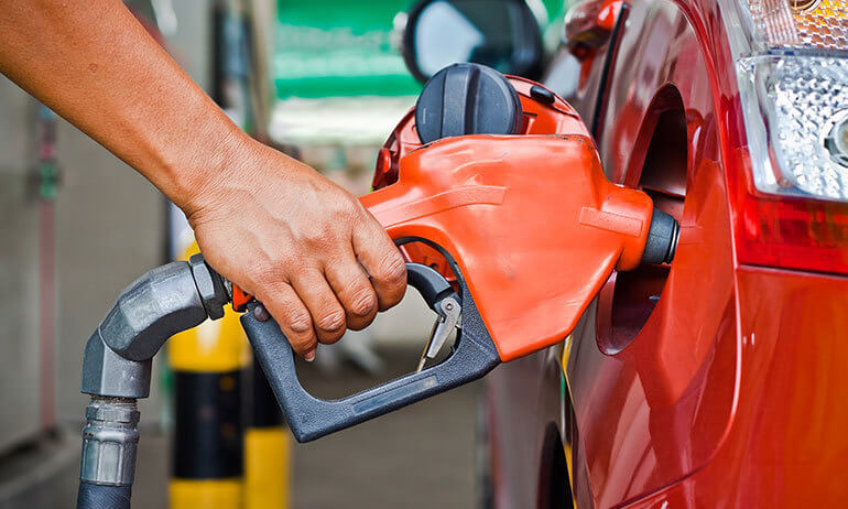 como funciona a bomba de combustivel do posto