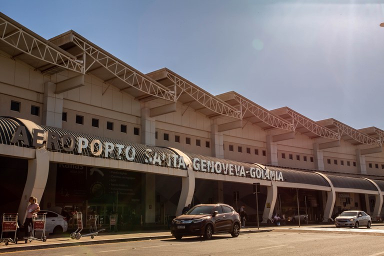 Aeroporto Centro-Oeste