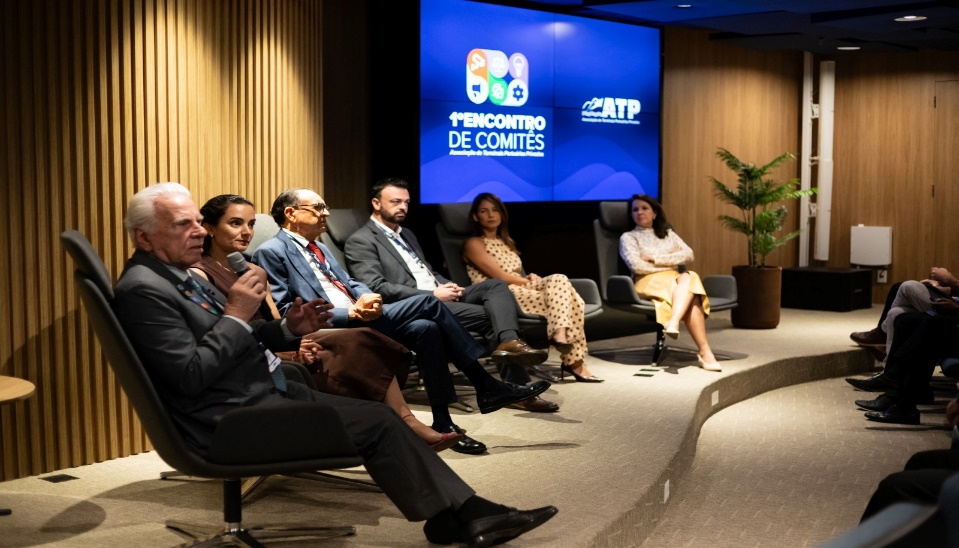 Participantes do 1º Encontro de Comitês da ATP